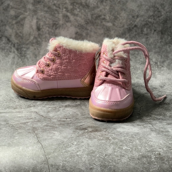 OshKosh Pink Duck Boots, (toddler size 5) - Picture 3 of 8